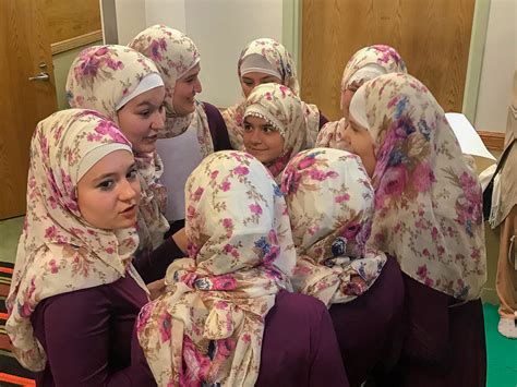 America S Next Generation Of Muslims Insists On Crafting Its Own Story Wjct News