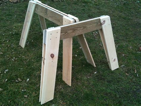 Simple Easy Folding Sawhorses : 4 Steps (with Pictures) - Instructables
