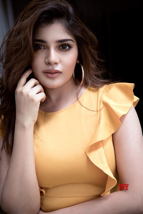 Actress Aathmika Beautiful Stills In Yellow - Social News XYZ Actress #