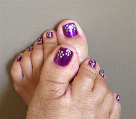 Purple Toe Nails Purple Toe Nails Toe Nails Toe Nail Designs