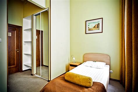 Standard Single Rooms At St Petersburgs Shelfort Hotel