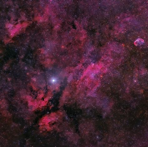 Gamma Cygni Sadr And The Crescent Nebula Rastrophotography