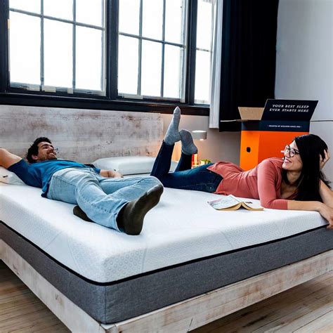 One claim yogabed makes is that their 4 layer system is made for optimal support and to reduce pressure points. Yogabed by Yogasleep Review: Zen Memory Foam Mattress ...