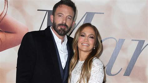 jennifer lopez and ben affleck look besotted in breathtaking unseen wedding photos hello