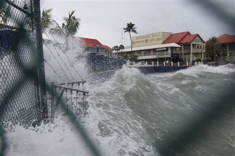 Hurricane Ian Strikes Cuba Florida Braces For Cat 4 Damage Wabe