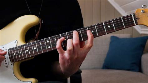 10 Beautiful Chords All Guitarists Should Know Youtube