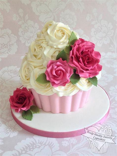 Beautiful Cupcake Colorful Cakes Beautiful Cupcakes