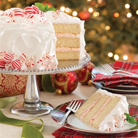 Gooey butter cakes are to the deen family what shrimp is to bubba gump. Candy Cane Cake - Paula Deen Magazine