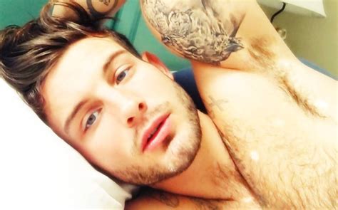 Nico Tortorella Un Actor Sexualmente Fluido Desnudo En Instagram