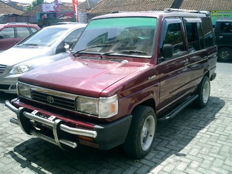 Nah ini dia modifikasi kijang grand extra yang sporty. Berbagi pengalaman dan informasi: Perbedaan Kijang Super ...