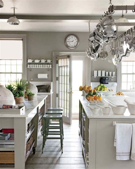 Martha stewart kitchen cabinets doors frames decor panels and crown moldings. Martha's 50 Top Kitchen Tips | Martha Stewart
