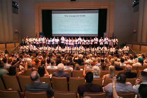 NSU MD Hosts Ceremony to Emphasize Importance of Humanism in Medicine