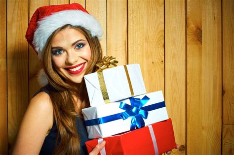 La lista con i 15 migliori regali di natale per tuo marito (2020) idee regalo natale Idee natalizie: regali beauty a meno di 50 euro - Magazine ...