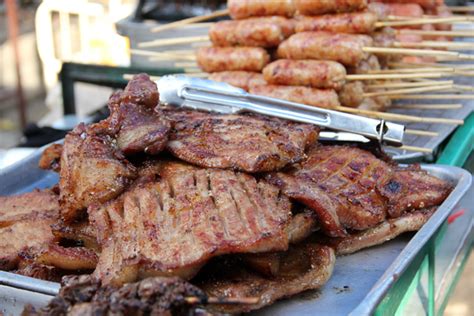 A Meat Lover S Guide To The Thai Street Meat Cart