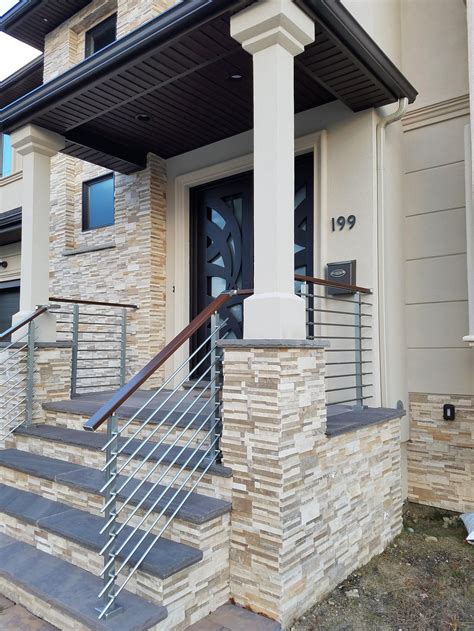 We separate ourselves from the competition with outstanding service, field support, quality, and custom made products. Modern Square Stairs Balcony Hand Rail Staircase Railing ...