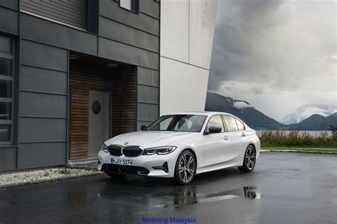 Working sunroof black leather seats front electric seats with warmers and memory rear dvd screens mounted on each. Motoring-Malaysia: The All-New BMW 3 Series (G20) Has Been ...