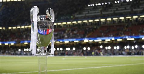 Includes the latest news stories, results, fixtures, video and audio. Champions League: Así repartirá el dinero la UEFA en la ...