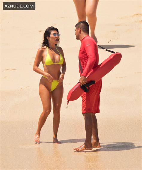 Kourtney Kardashian Sexy On The Beach With Her Friends In Mexico Aznude