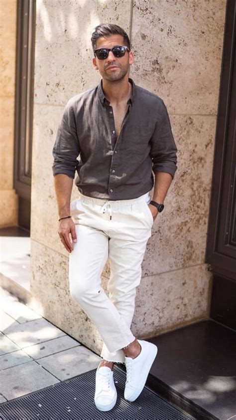 30 Best Chinos And Shirt Combinations For Men Fashion Hombre Mens Casual Outfits Best Chinos