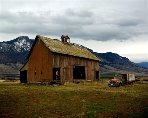 Imbler Old Barns Oregon