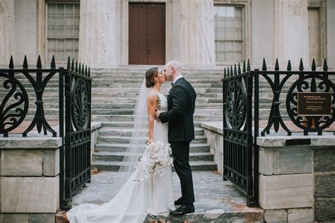 A Classic Black And White Wedding At The Shambles At Headhouse Square