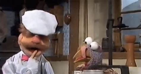Happy Thanksgiving The Muppets Swedish Chef Shows Us How To Prepare A