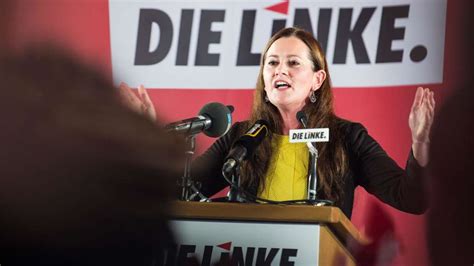 Es sei verwunderlich, dass die ermittlungen im fall der anwältin noch zu keinem ergebnisse geführt hätten. NSU 2.0: Morddrohungen gegen Janine Wissler - Die Spur ...