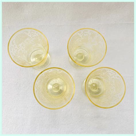 Florentine Poppy No 2 Yellow Depression Glass Footed 5 Inch Tumblers