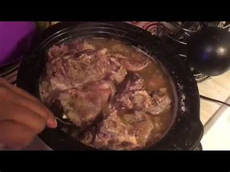 Southern smothered smoked turkey necks made easy in the pressure cooker. Recipe For Turkey Necks In A Crock Pot | Blog Dandk