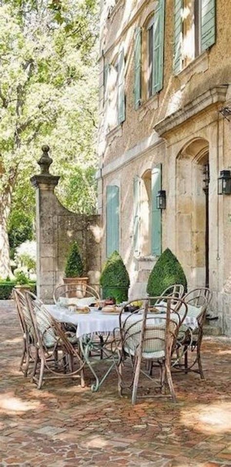 Stylish French Country Exterior For Your Home Design Inspiration 33