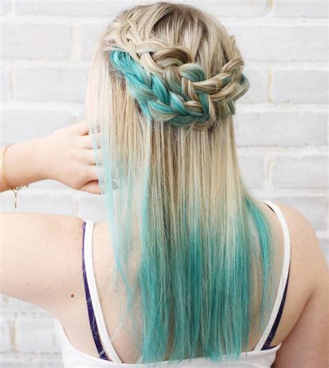 My mom picked up another box for me and my friend is coming over to help fix it. 40 Fairy-Like Blue Ombre Hairstyles | Hair dye tips, Blue ...