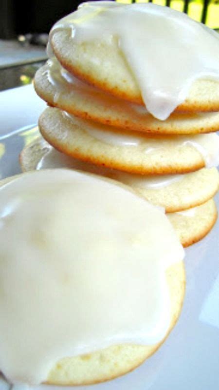 Everyday maven healthy dessert sampler grubkit. Lemon Ricotta Cookies with Lemon Glaze ~ Very moist and ...