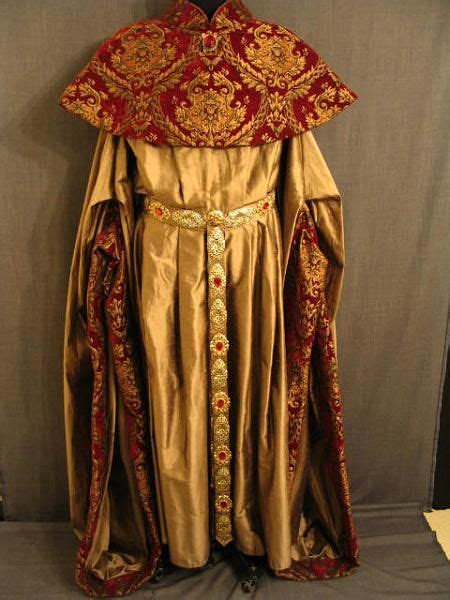 09000275 09006116 robe cowl medieval bronze red silk velour byzantine fashion medieval