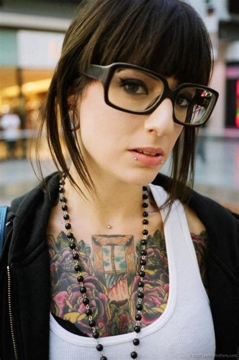 Nerdy 2 0 Hipster Haircut Girl Tattoos Tattoo People