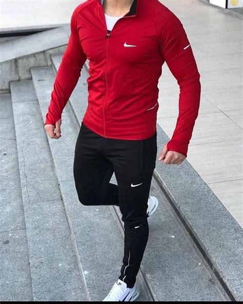 pin by keke jacobina on { men s looks }‍♂️ mens casual outfits mens gym fashion mens workout