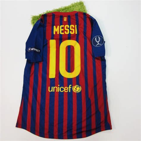 Check uefa supercup 2011/2012 page and find many useful statistics with chart. Messi's match issued/worn shirt, Barcelona-Porto, UEFA ...