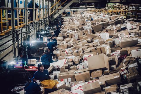 Fedex Memphis Tn Hub : File:FedEx trailers Democrat Road Memphis TN