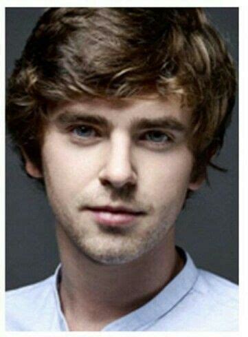 Alfred thomas highmore (born february 14, 1992) is an english actor who portrayed charlie bucket in charlie and the chocolate factory. Pin on Freddie highmore