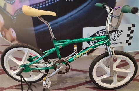 Metal Green Dyno Air 20 19992000 Bmx Sports Equipment Bicycles