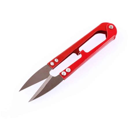 When talking about scissors most of us think about those that cut wrapping papers, hairs or fabric, but seldom do we think about cutting poultry to cracking nuts. 16 Different Types of Scissors