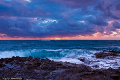 Symphany Of Waves At Ocean Reef Park During Sunrise Singer Island