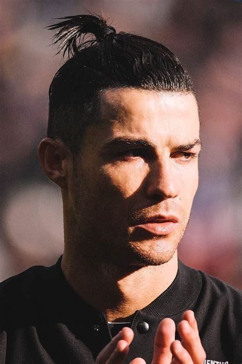 With this fact in mind its no wonder why cristiano ronaldo hairstyles have been continually trending for more than a decade. Pin by CRISTIANO ROHAN on CR7 : PHOTOS in 2020 | Cristiano ...