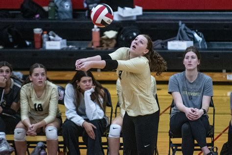 Volleyball Weber Continues Hot Start To Season With Sweep Of Davis In