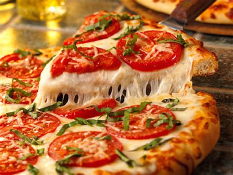 Receta Fácil Para Hacer Una Pizza Mozzarella Casera Cocina Eficaz