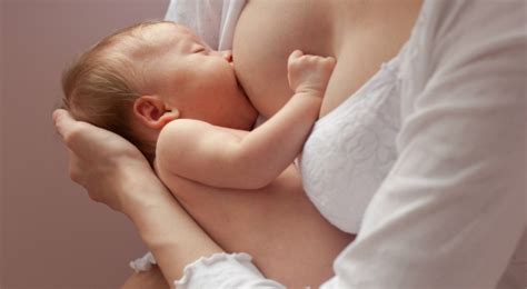 Reasons For Low Milk Supply Plus Tips To Increase Breast Milk