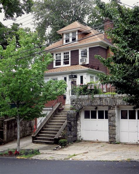 A House In North Riverdale The Bronx Architecture Exterior