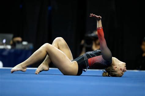 Peng Peng Lee Clinches Ncaa Title For Ucla Gymnastics With Perfect 10