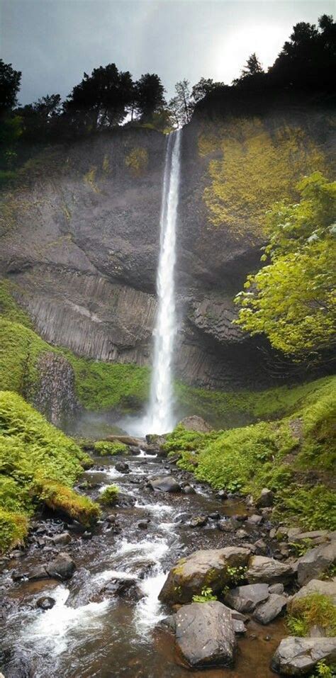 Latourell Falls The Gorge In Oregon Landscape Photography Scenic