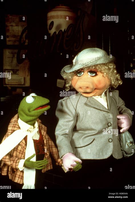 The Muppet Show Kermit The Frog Miss Piggy 1976 1981 Stock Photo Alamy