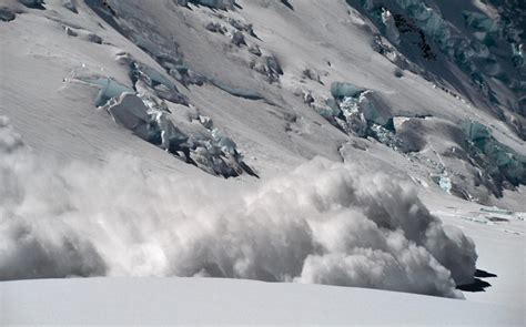 Three Skiers Killed In French Alps Avalanche Al Jazeera America